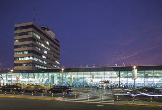 Implantacion de sistema operacional en aeropuerto Jorge Chavez, Lima